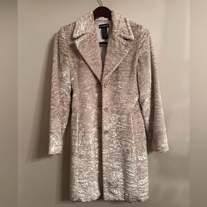 RARE 90s Bebe Women's Textured Cream Teddy Jacket